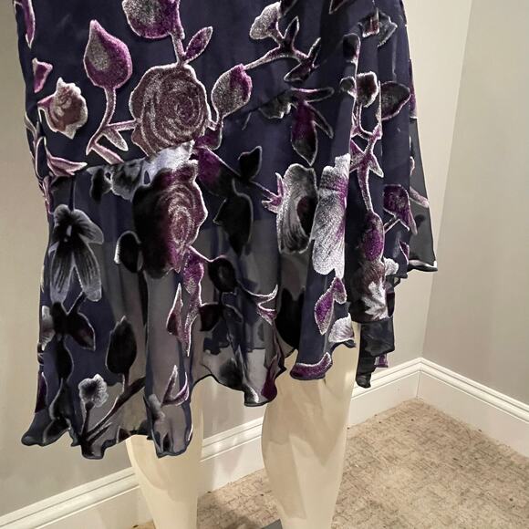 Chelsea28 Burnout Velvet Romantic Floral Dress – Size Large - Picture 7 of 16